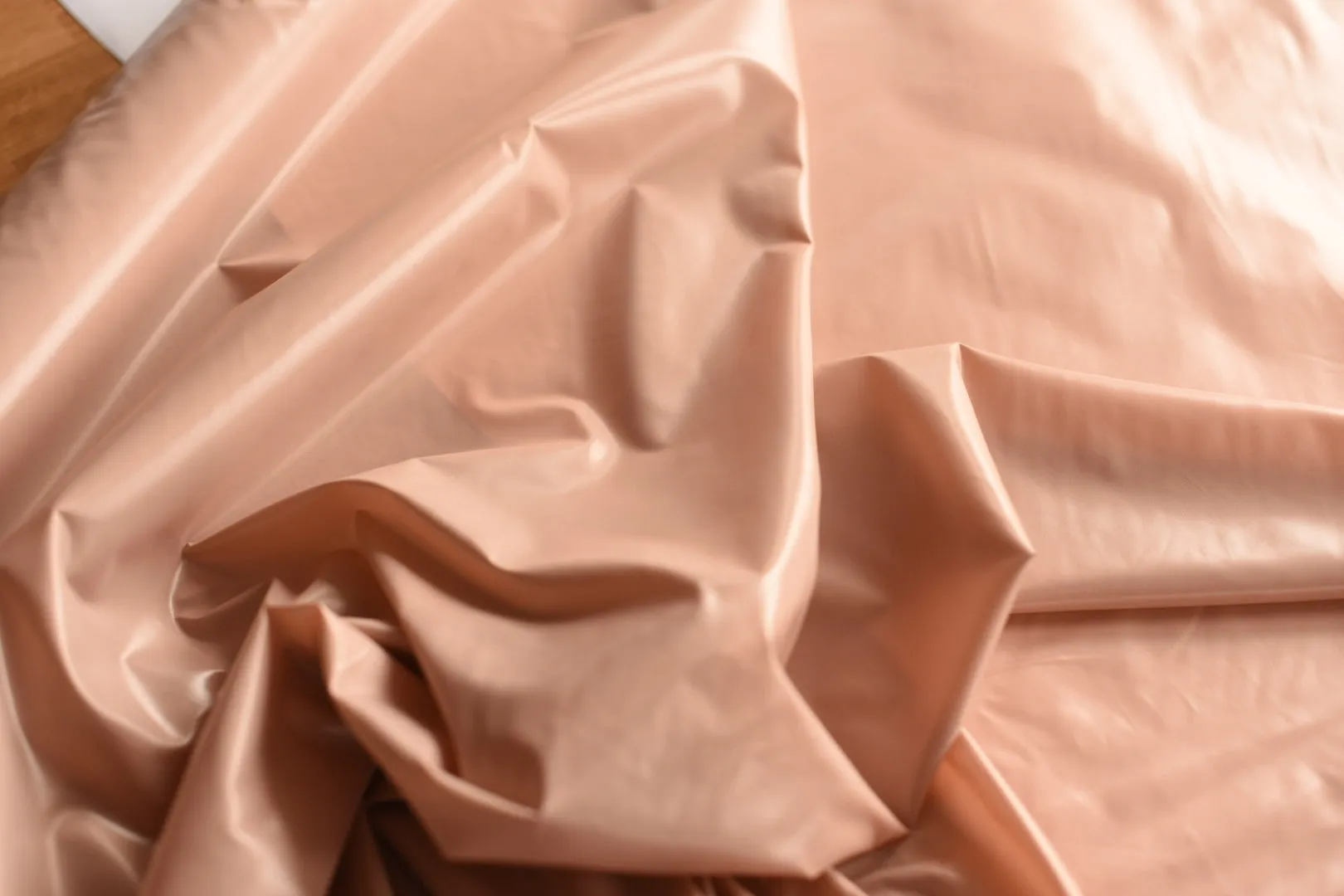 Water Just Glides Off Me ( Cameo Rose ) -  Polyamide